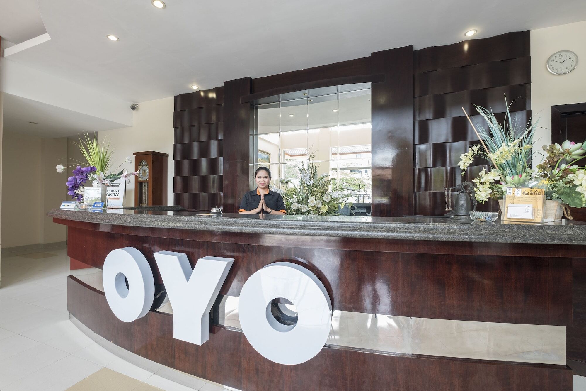 Oyo 424 Asia Hotel Makassar Kültér fotó